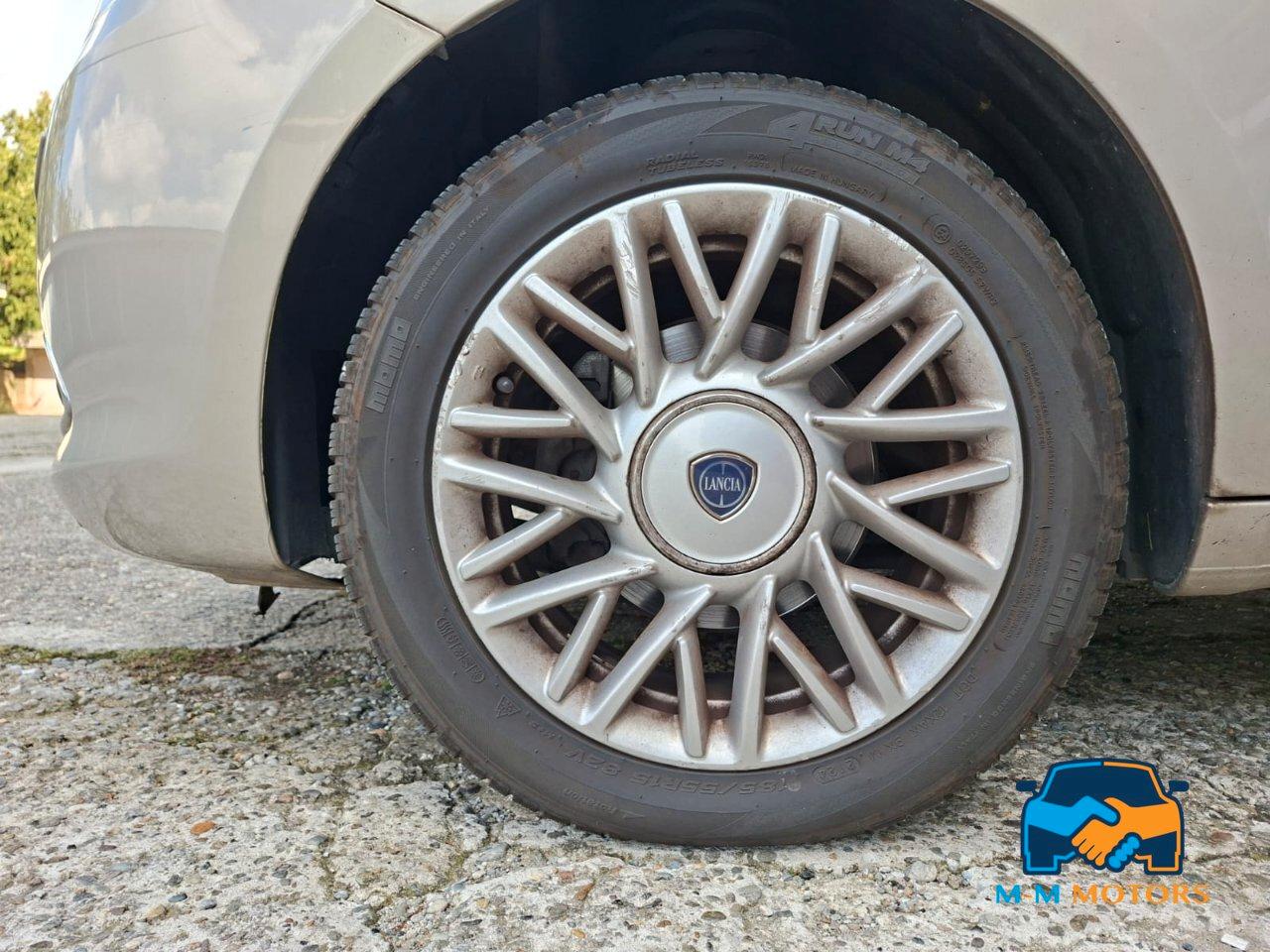 Lancia Ypsilon 5 Porte Ypsilon 1.2 8v Platinum 69cv E6
