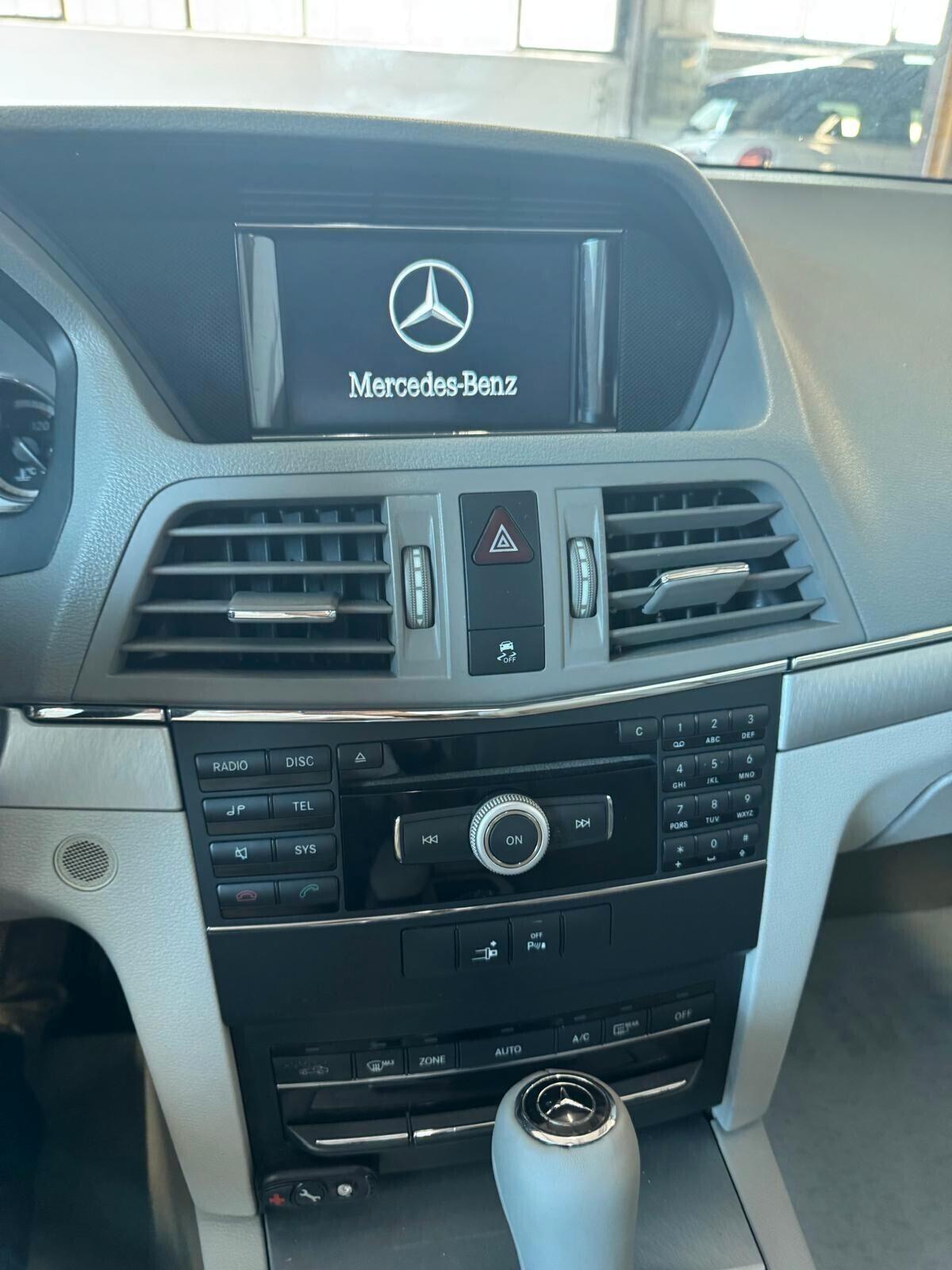 Mercedes-benz E 250 CDI Coupé BlueEFFICIENCY Avantgarde