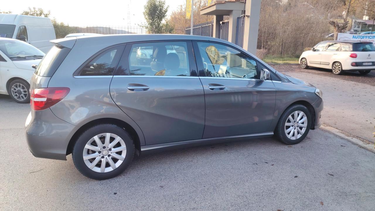 Mercedes-benz B 180 d Automatic Premium