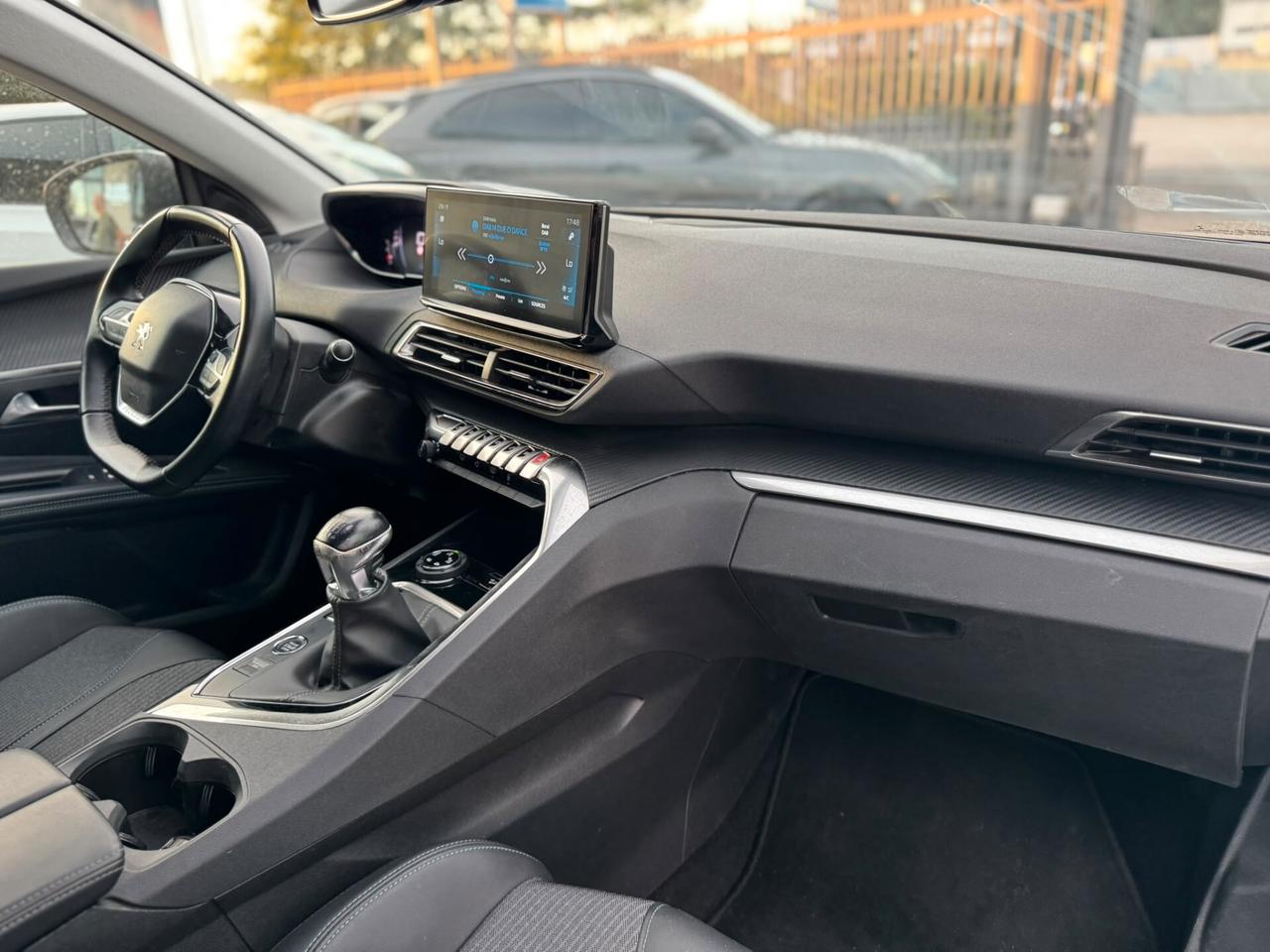 Peugeot 3008 BlueHDi 130 Allure