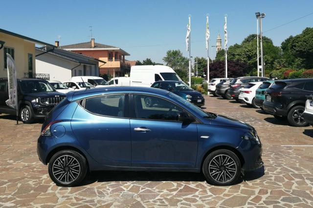 LANCIA Ypsilon 1.0 FireFly 5 porte S&S Hybrid Ecochic Gold