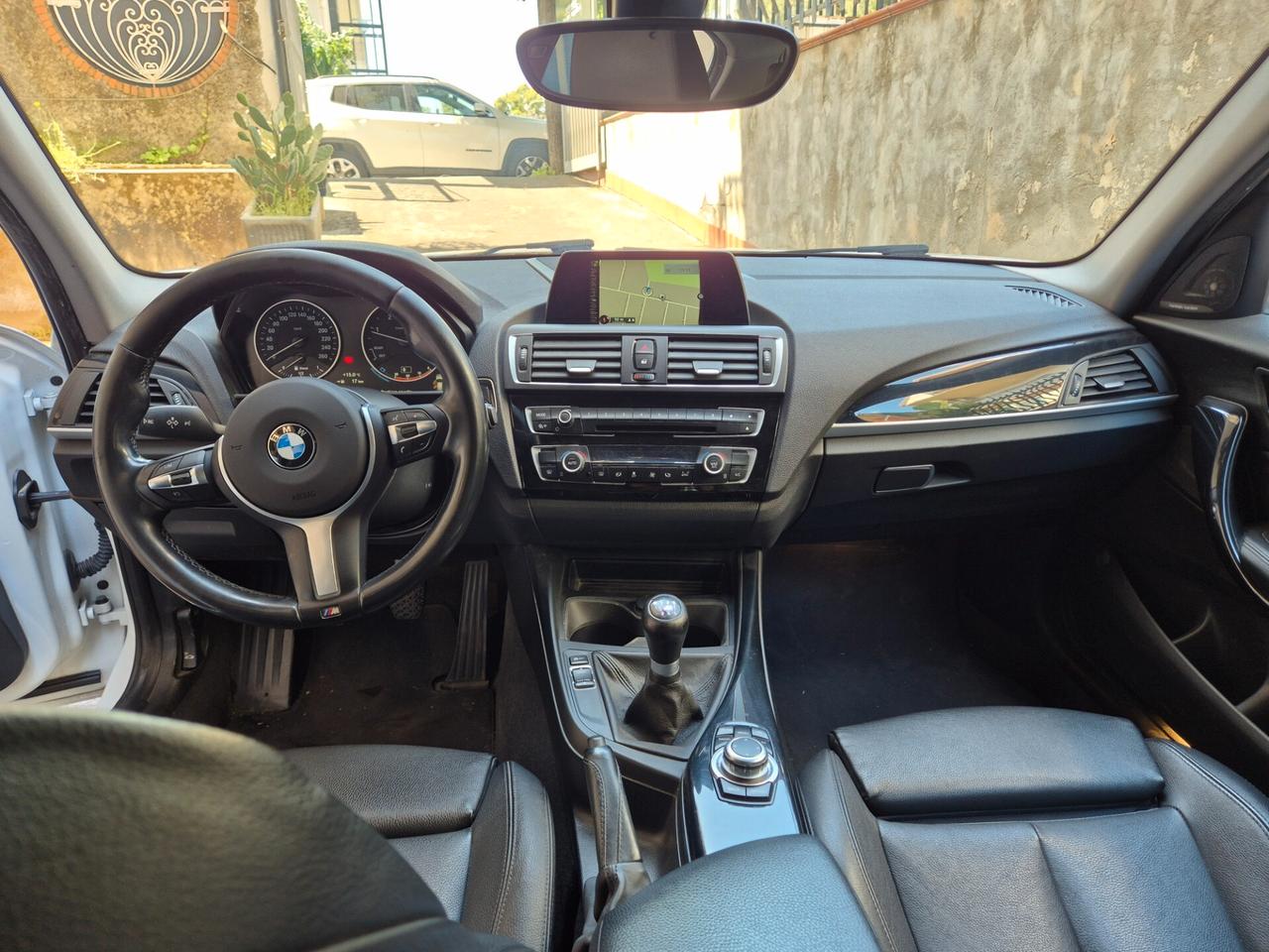 Bmw 120 120d 5p. Urban