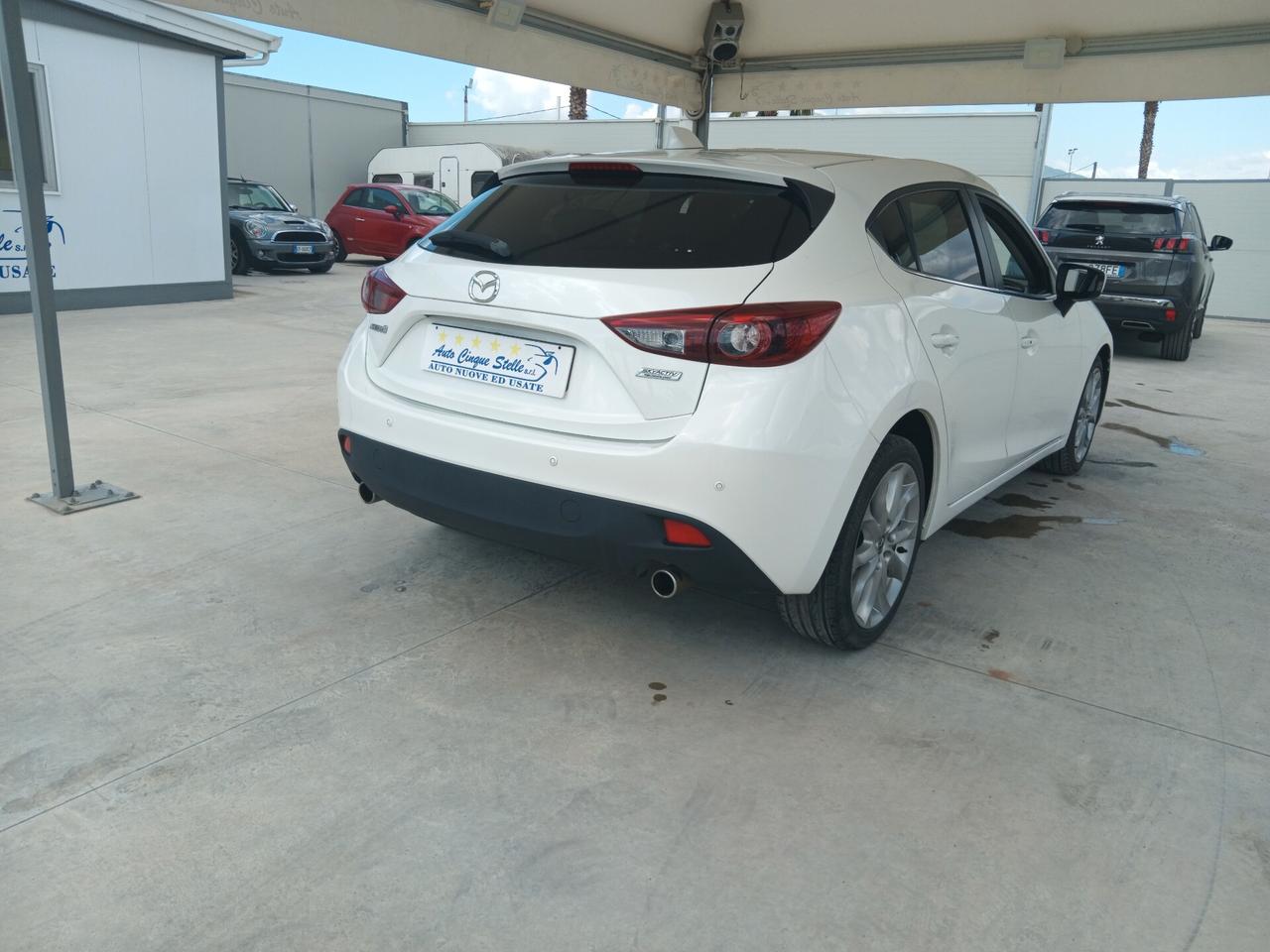 MAZDA 3 DISEL 2.2 C.V 150 AUTOM IL TOP CON PROB I AL MOTORE