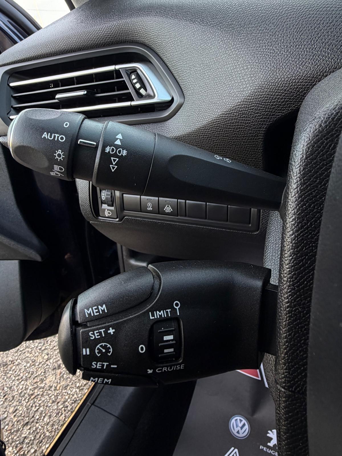 Peugeot 308 BlueHDi 130 S&S SW Allure