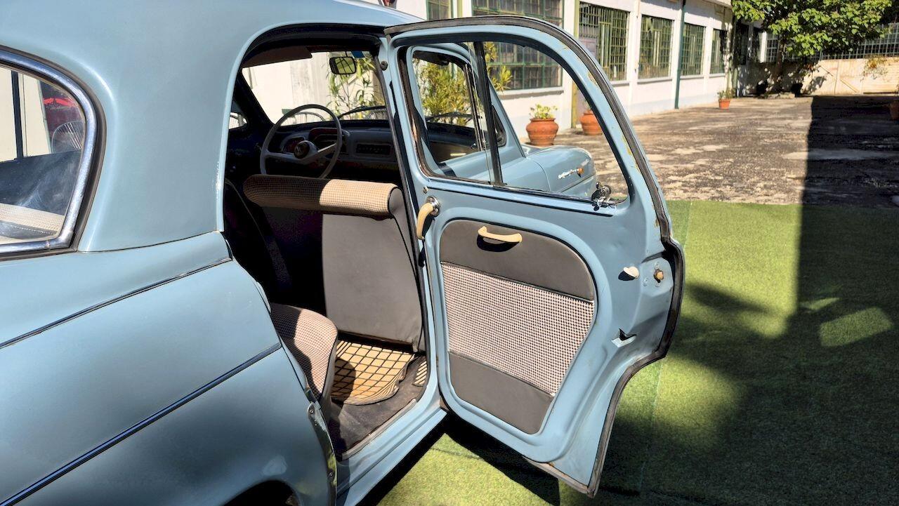 Alfa Romeo Dauphine – 1961