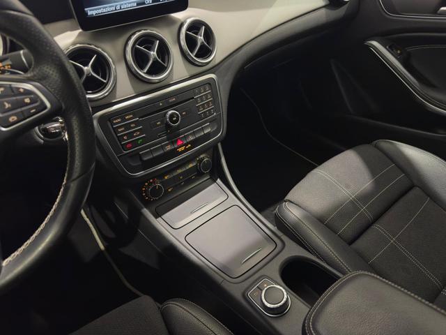 MERCEDES-BENZ GLA 220 d Automatic Premium
