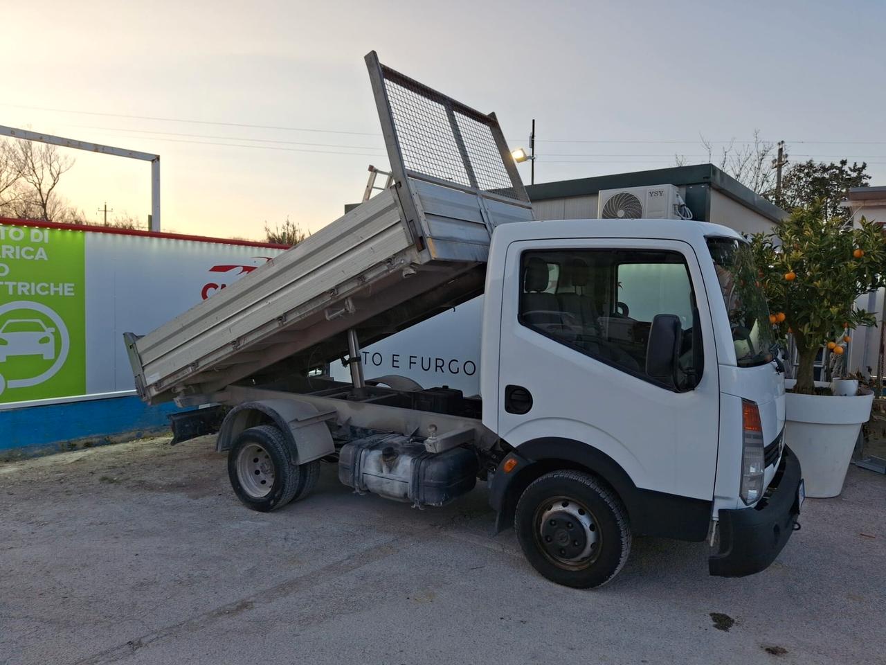 NISSAN CABSTAR RIBALTABILE PATENTE B (KM 0)