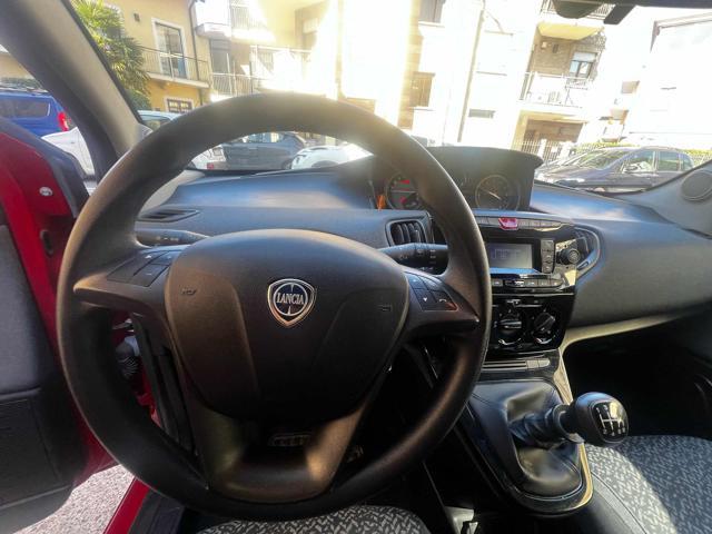 LANCIA Ypsilon 1.0 69 CV 5 porte S&S Fire Fly Ecochic *PROMO*