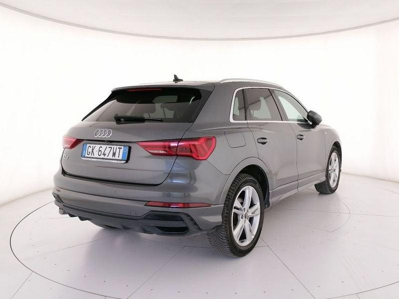 Audi Q3 35 2.0 tdi S line edition s-tronic