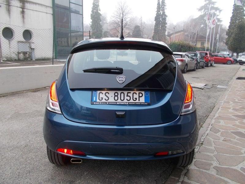 Lancia Ypsilon 1.0 FireFly 5 porte S&S Hybrid Platino 338.7575187