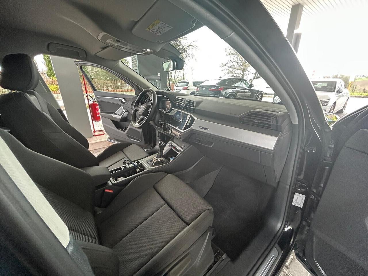 Audi Q3 35 TDI S tronic