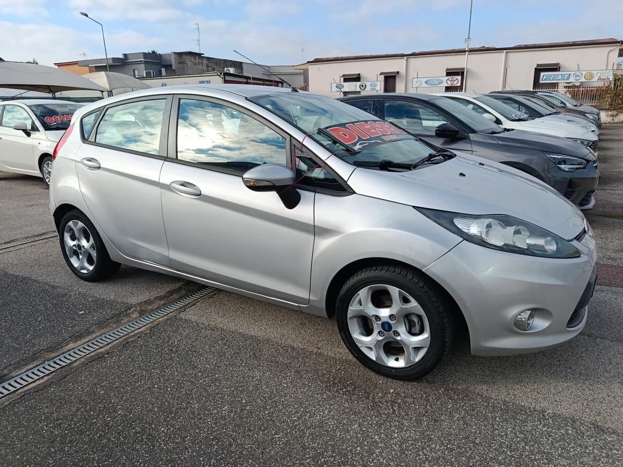 Ford Fiesta 1.4 TDCi 70CV 5p. Titanium