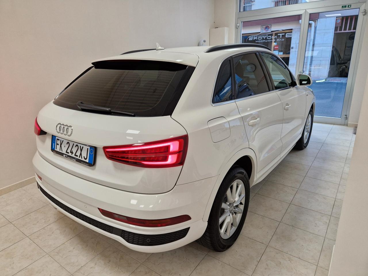 Audi Q3 2.0 TDI 120 CV S tronic