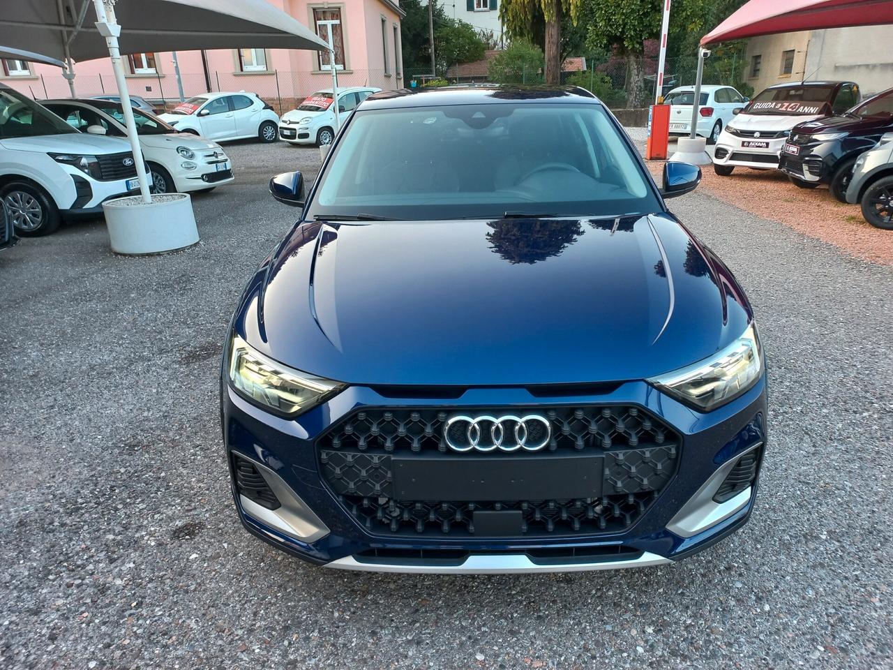 Audi A1 allstreet 30 TFSI Identity Contrast