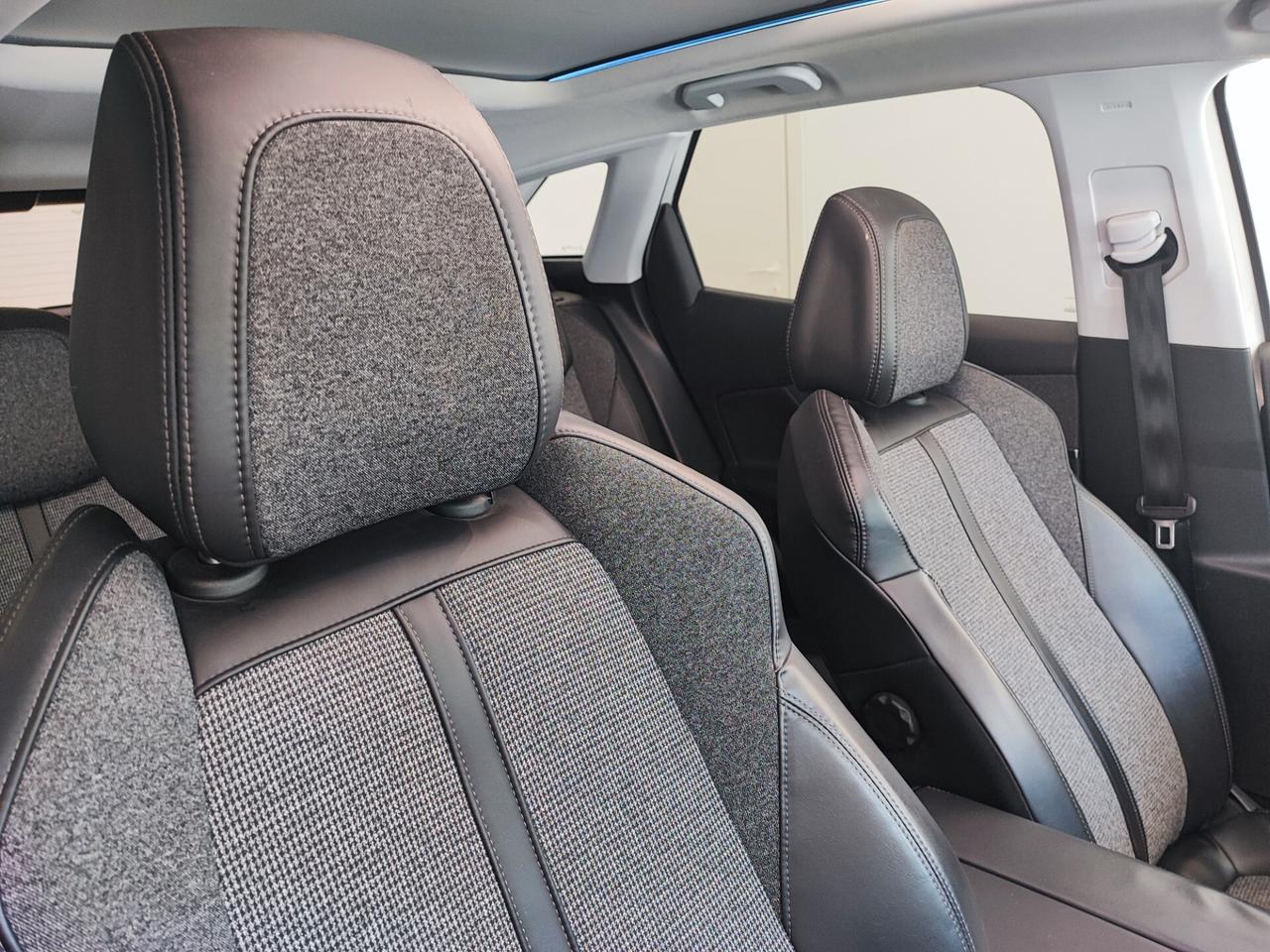 Peugeot 3008 BlueHDi 130 S&S EAT8 Allure