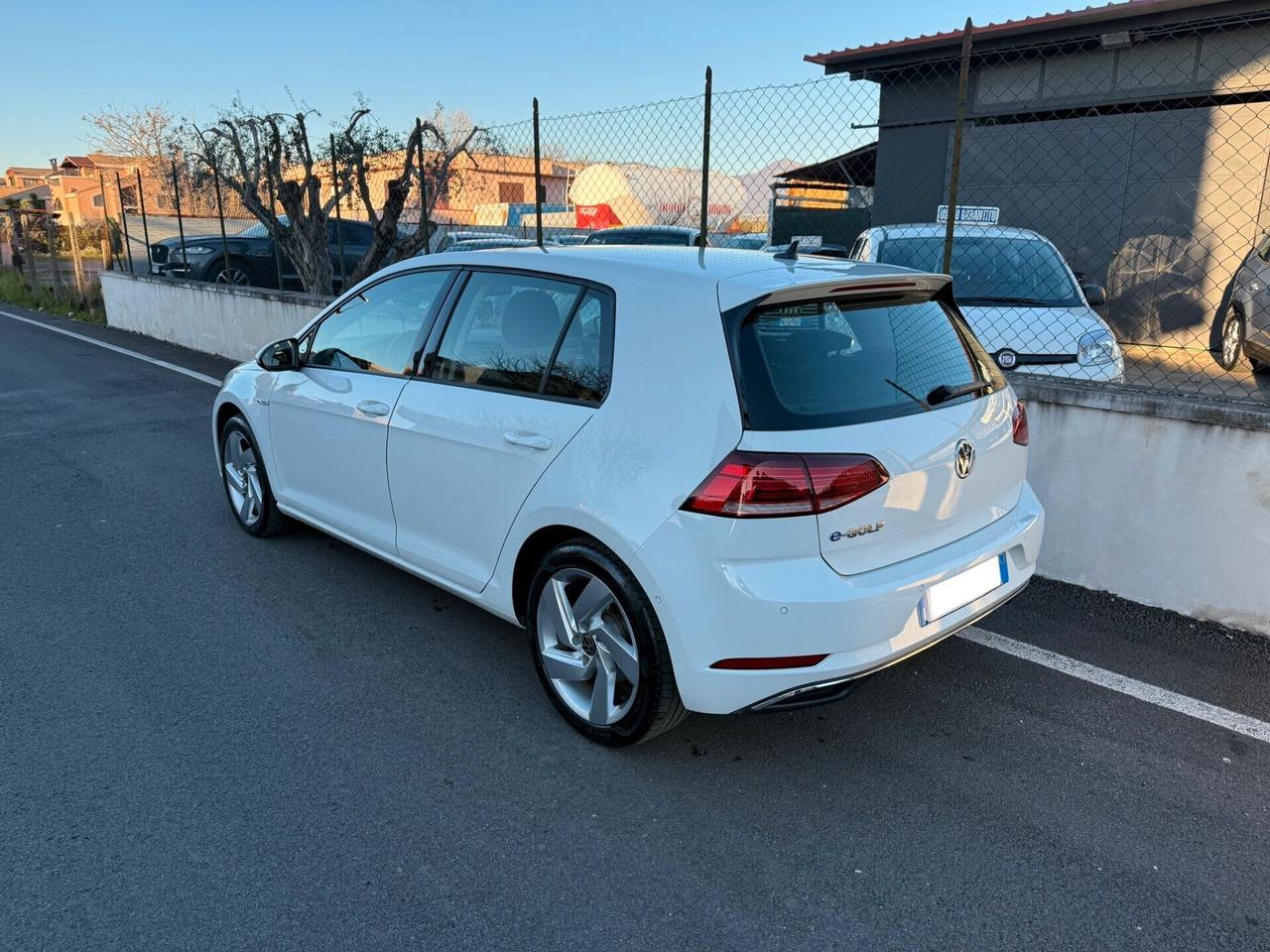 Volkswagen Golf e-Golf 136 CV - 42.000km - Superprezzo - Full opt