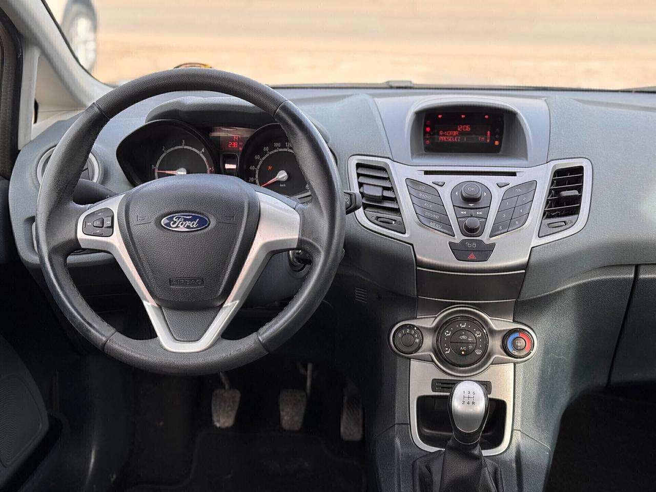 Ford Fiesta 1.4 TDCi 70CV 5 porte “NUOVISSIMA”