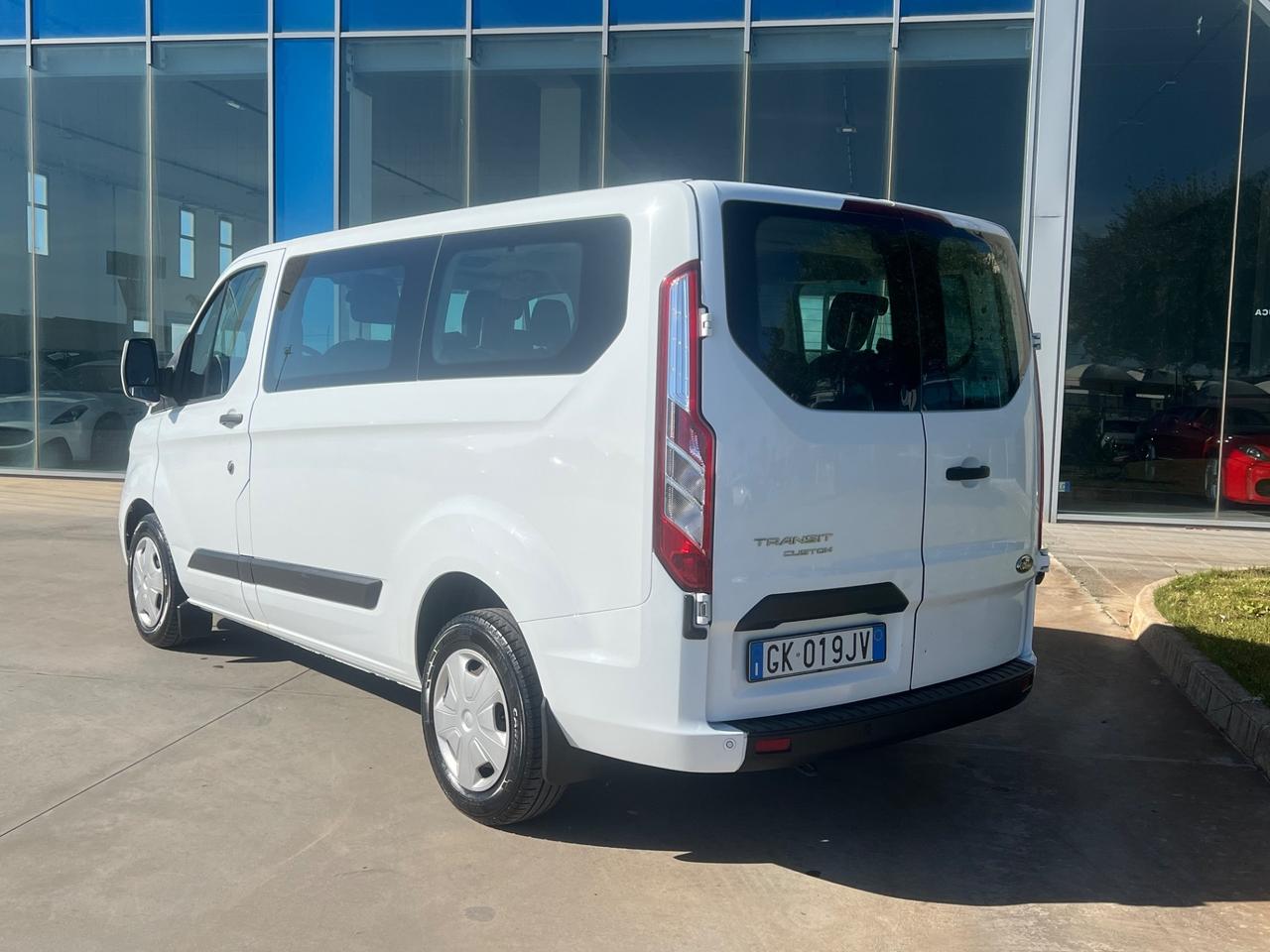 Ford Transit Custom 2.0 TDI 9 Posti Possibilità noleggio no scoring