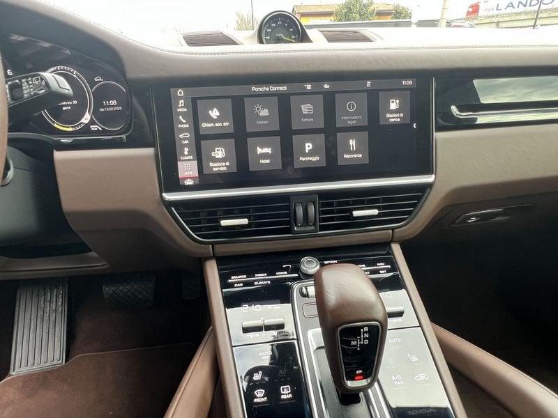 Porsche Cayenne 3.0 V6 E-Hybrid 462 CV