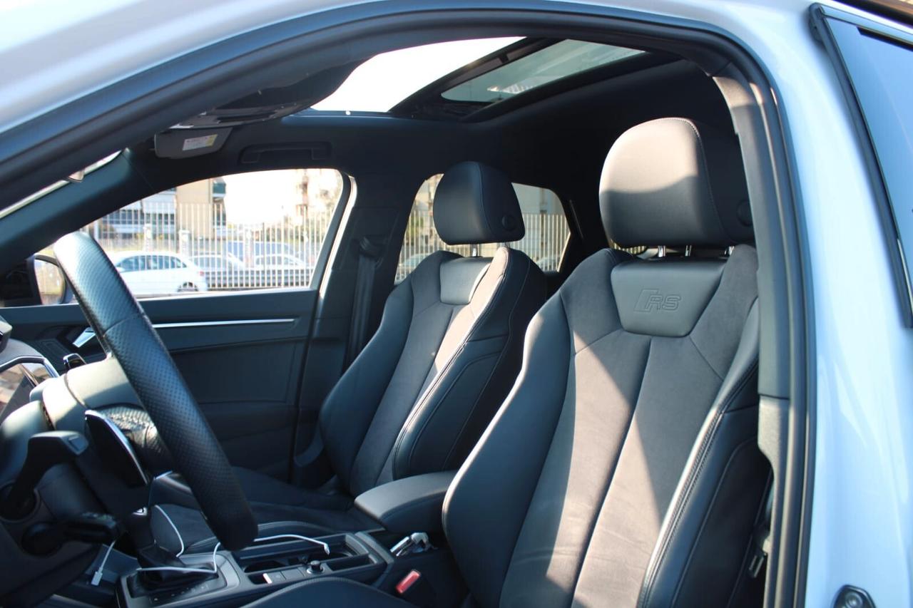 Audi Q3 RS Q3 SPB quattro S tronic