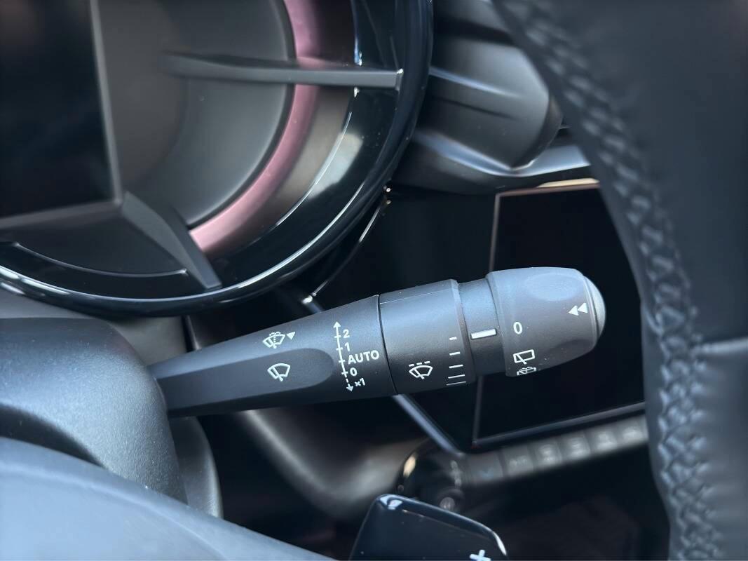 Alfa Romeo Junior 1.2 ibrida 145cv edct6 Con NAVIGATORE & TELECAMERA