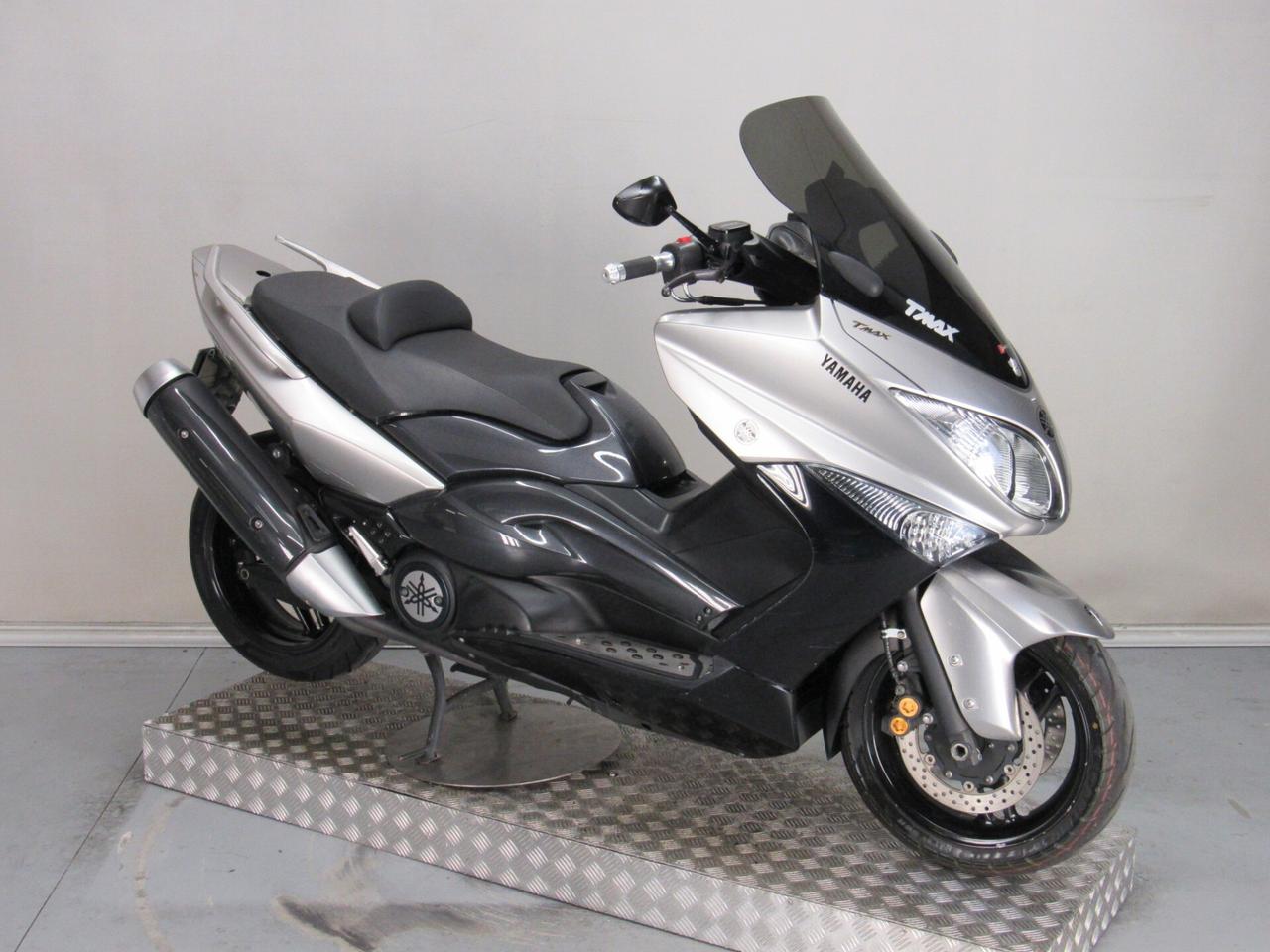 Yamaha T Max
