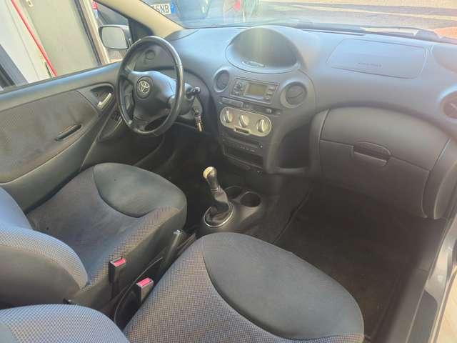 Toyota Yaris Yaris I 2003 3p 1.0