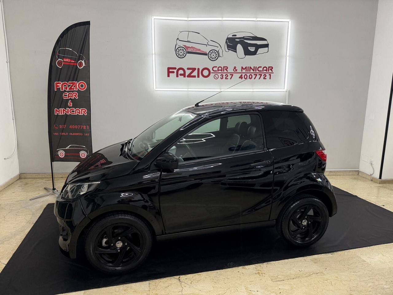 Aixam City Total Black