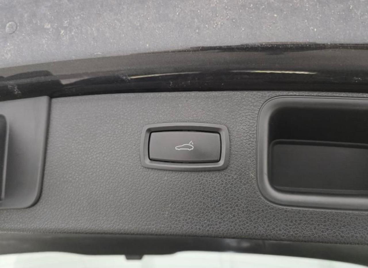 Porsche Macan 2.0 Turbo Benzina 245cv Bose Chrono