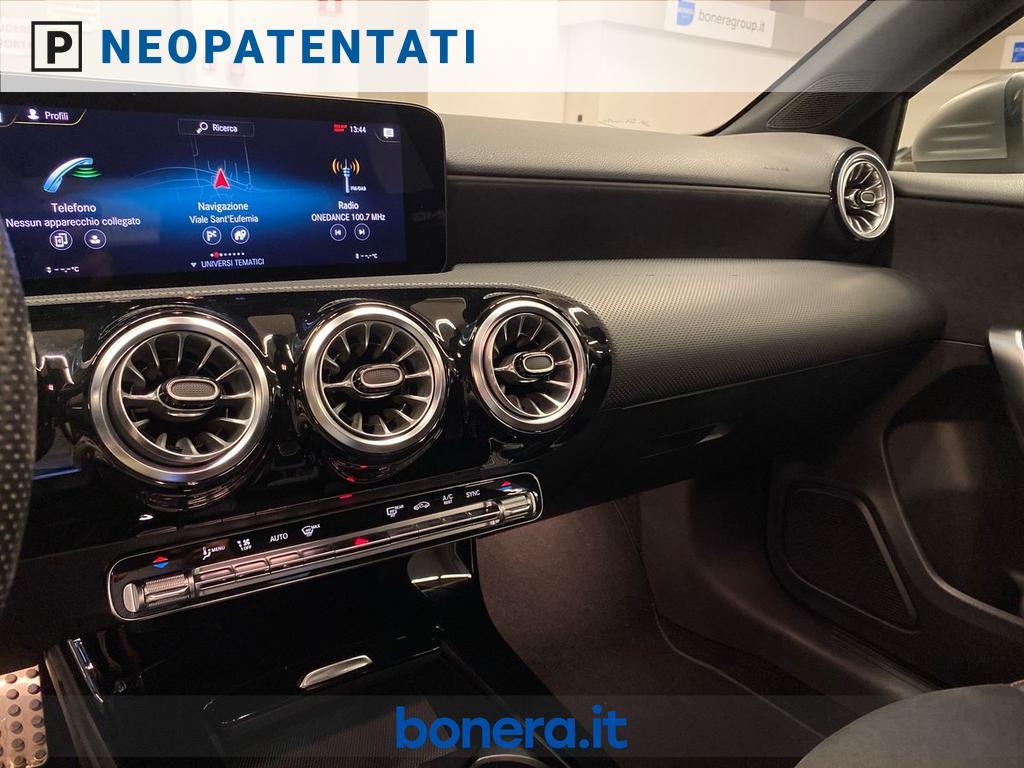 Mercedes Classe A 180 180 D Premium 8G-DCT