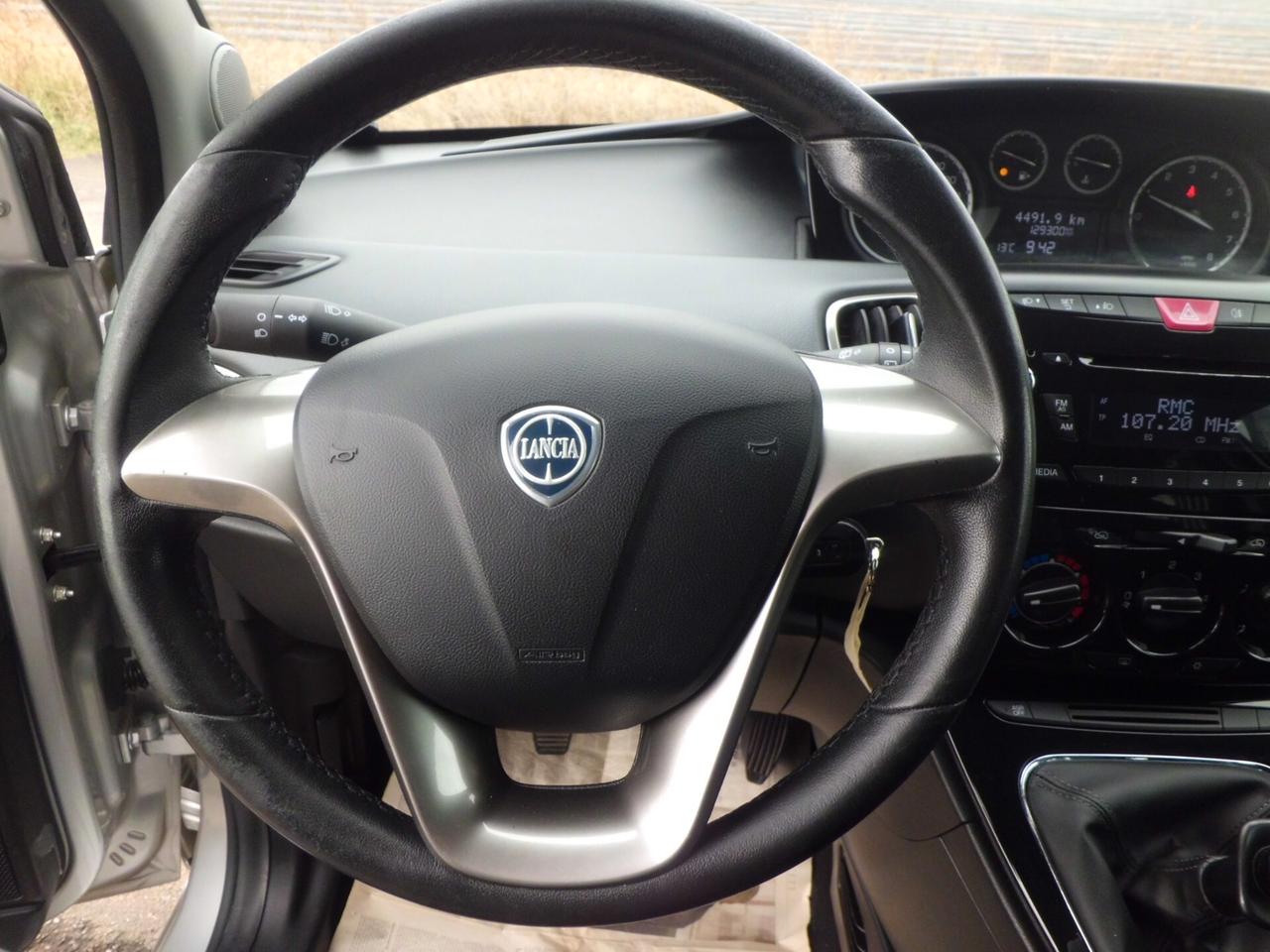 Lancia Ypsilon 1.2 69 CV 5 porte GPL Ecochic Elle