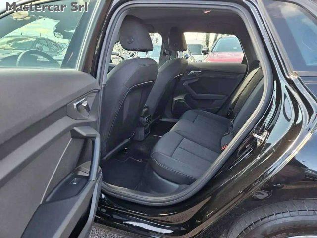 AUDI A3 BERLINA 35 TFSI 150cv S TRONIC BUSINESS - GL727SW