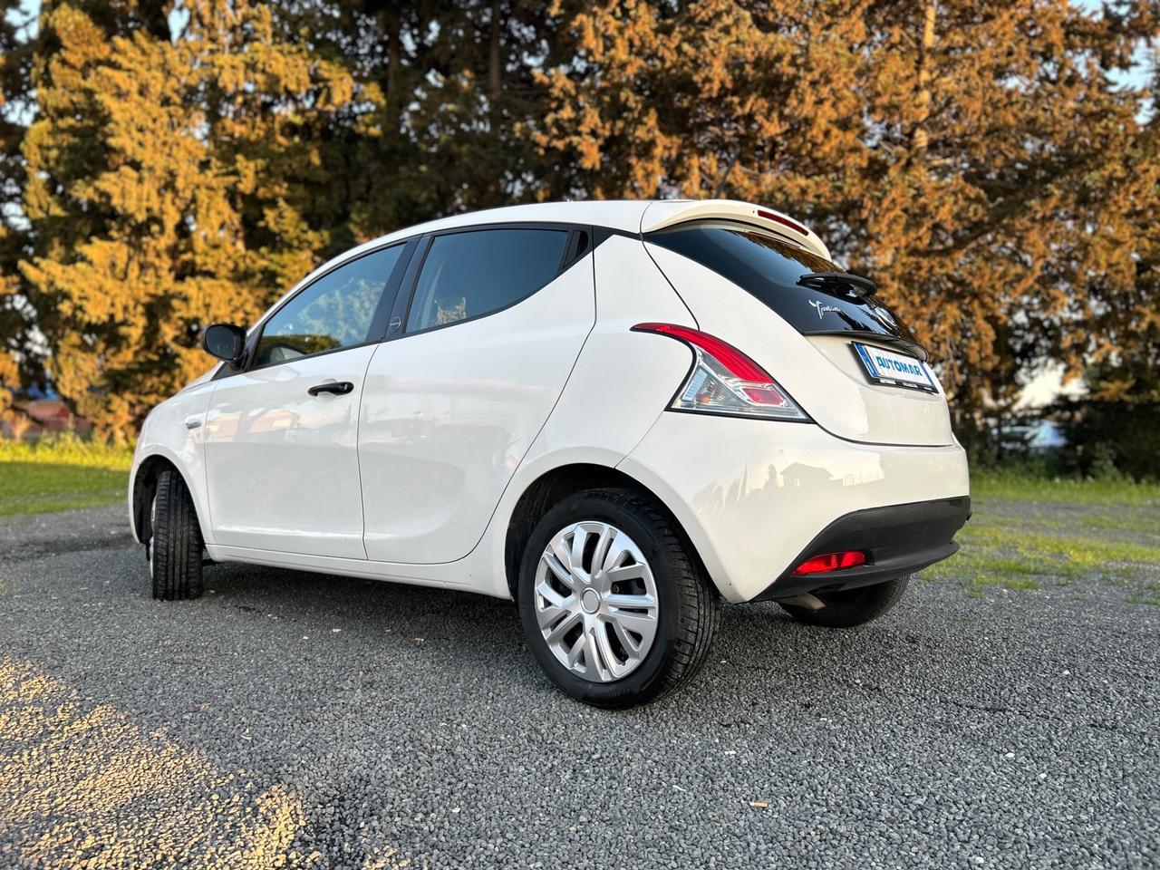 Lancia Ypsilon 1.0 Hybrid*NEOPATENTATI*UNIPRO*