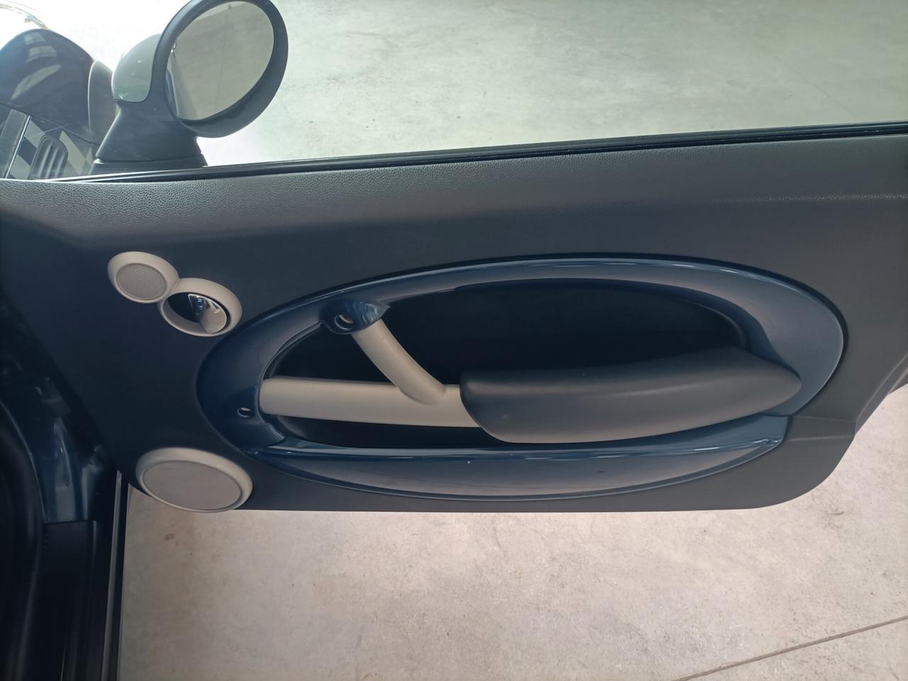 Mini 1.6 16V CV 116 Cooper Checkmate 11/2005