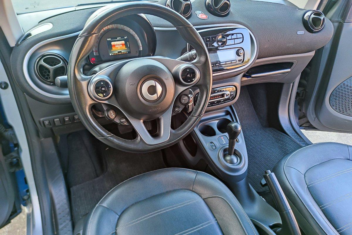 SMART fortwo 90 0.9 Turbo twinamic Radical