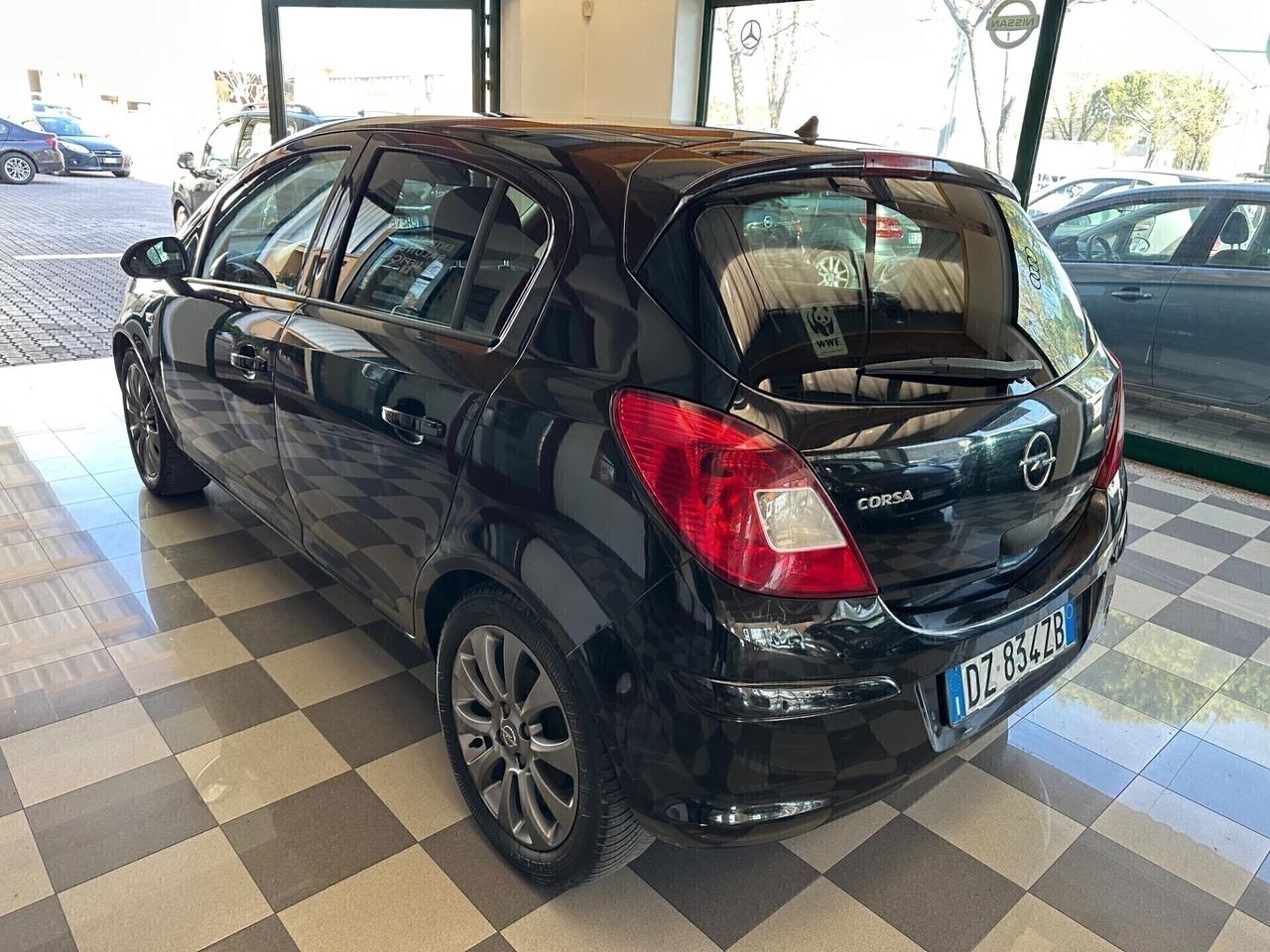 Opel Corsa 1.2 85Cv GPL Neopatentati