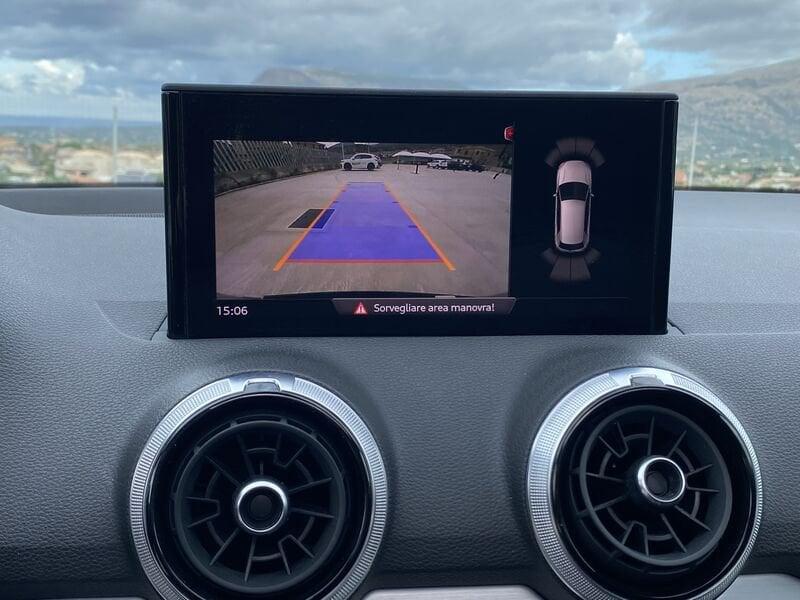 Audi Q2 S Line interno ed esterno 1.5 TFSI 150CV 35 Tetto