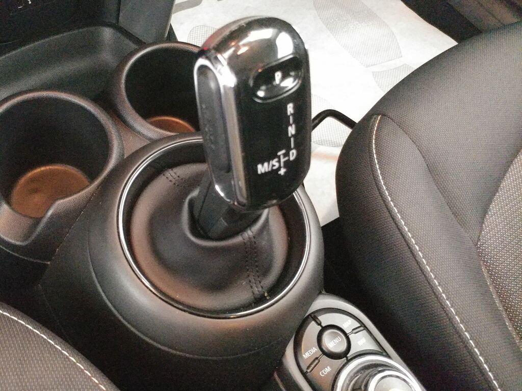 Mini Cooper 1.5 TwinPower Turbo Cooper Business XL DCT