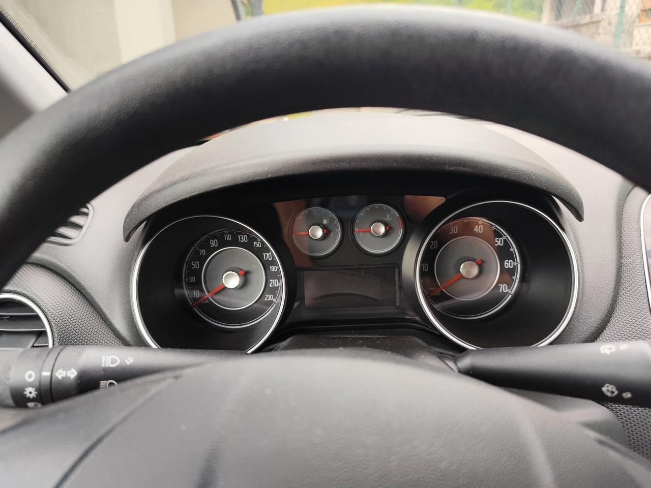Fiat Punto 1.4 8V 5 porte Easypower Street