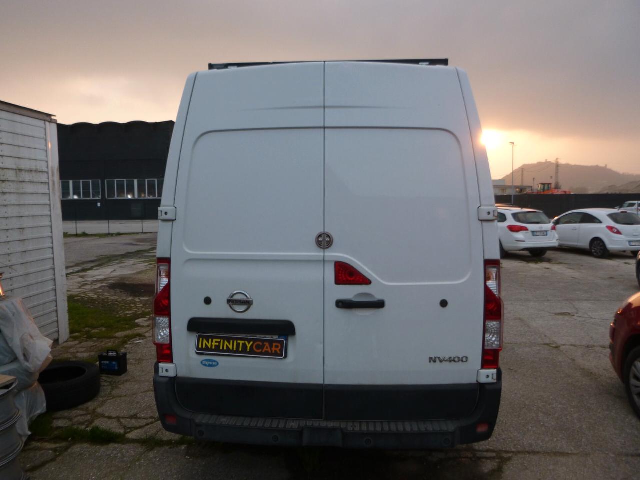 Nissan NV400 35 2.3 dCi PM-TA Furgone