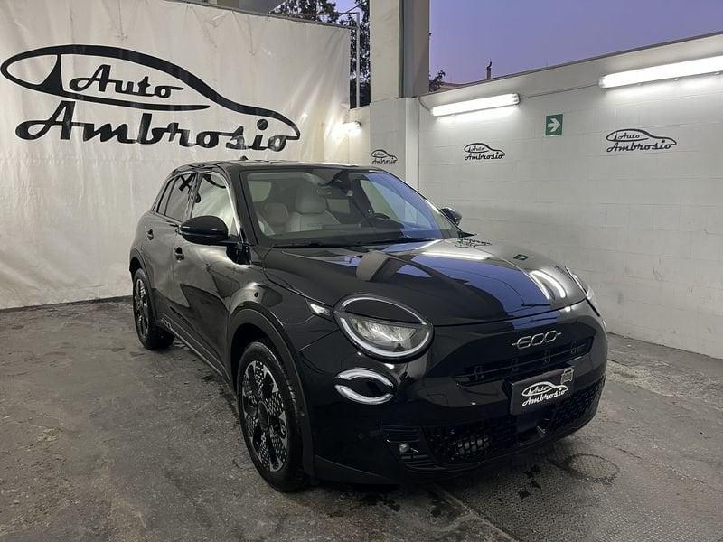 FIAT 600 600 Hybrid 100 CV DCT MHEV La Prima DA 249.00 MENSILE