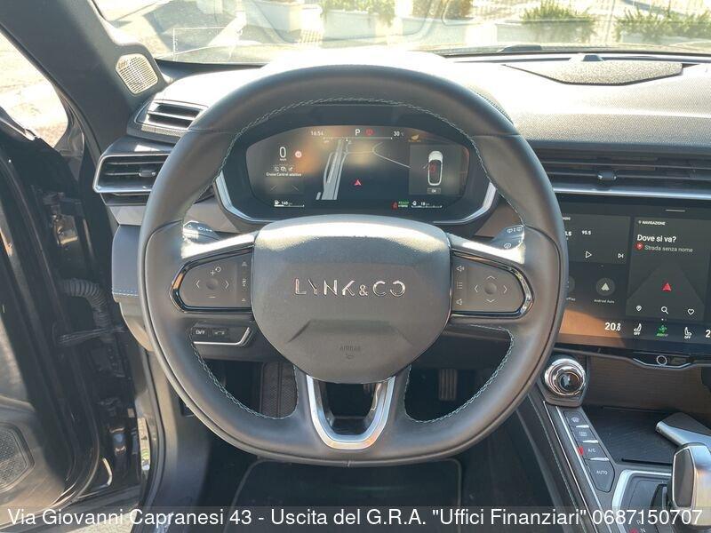 Lynk & Co 01 01 PHEV