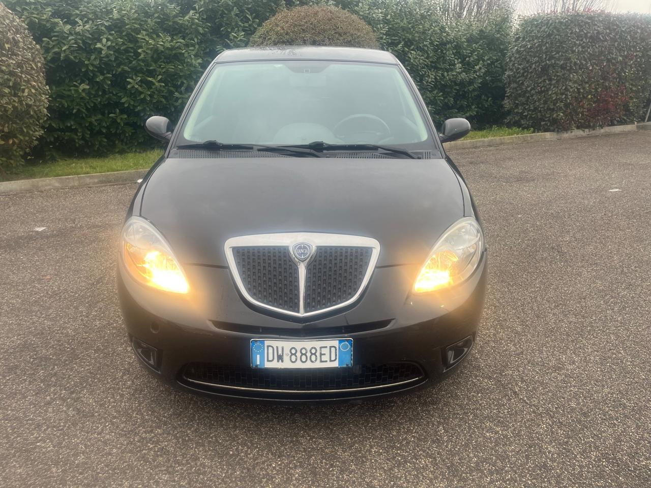 Lancia Ypsilon 1.3 Disel