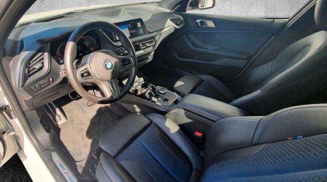 BMW 118 i 5p. Msport