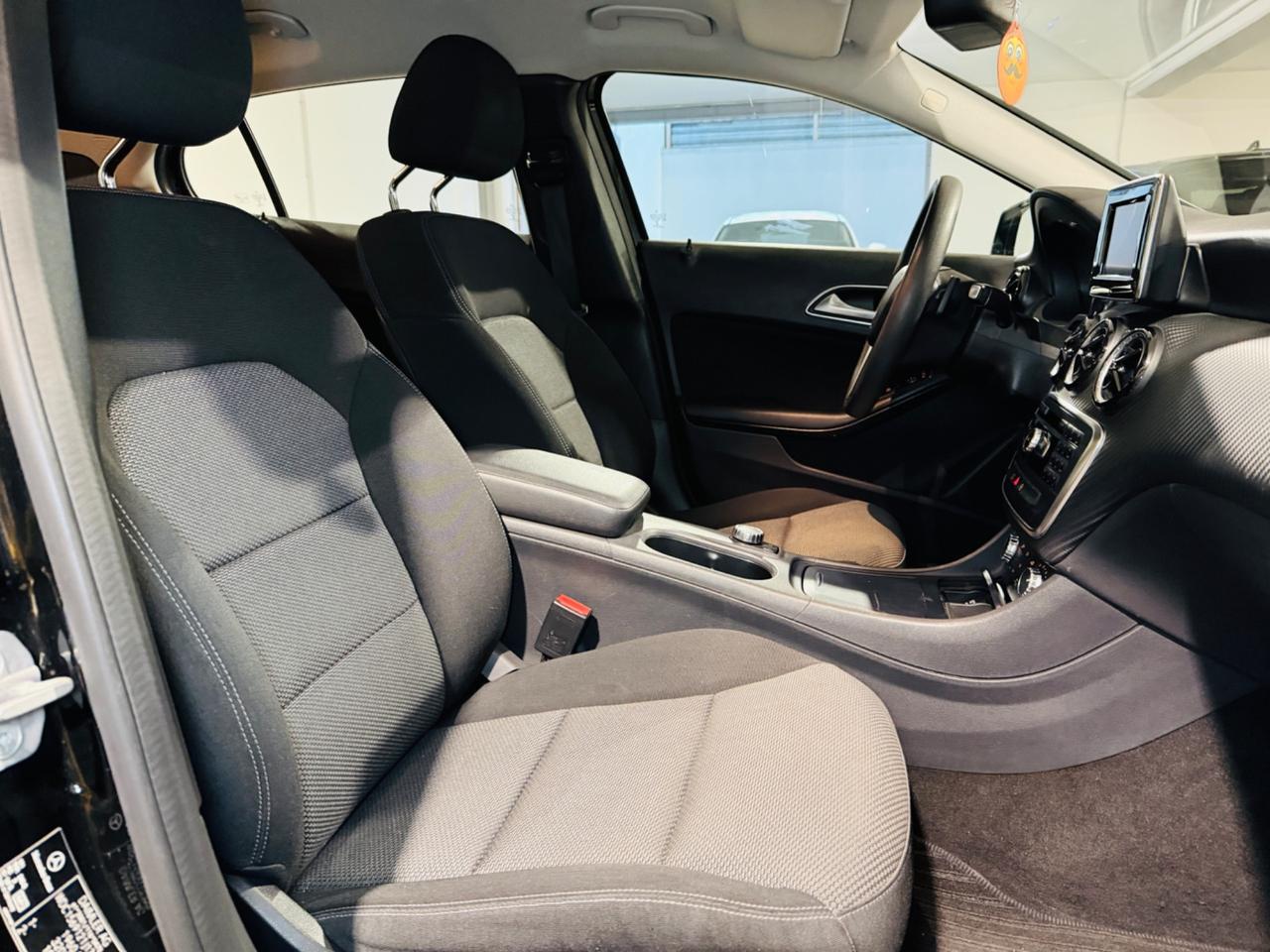 Mercedes-benz GLA 180 CDI SPORT*AUTOMATICA*80 MILA KM*