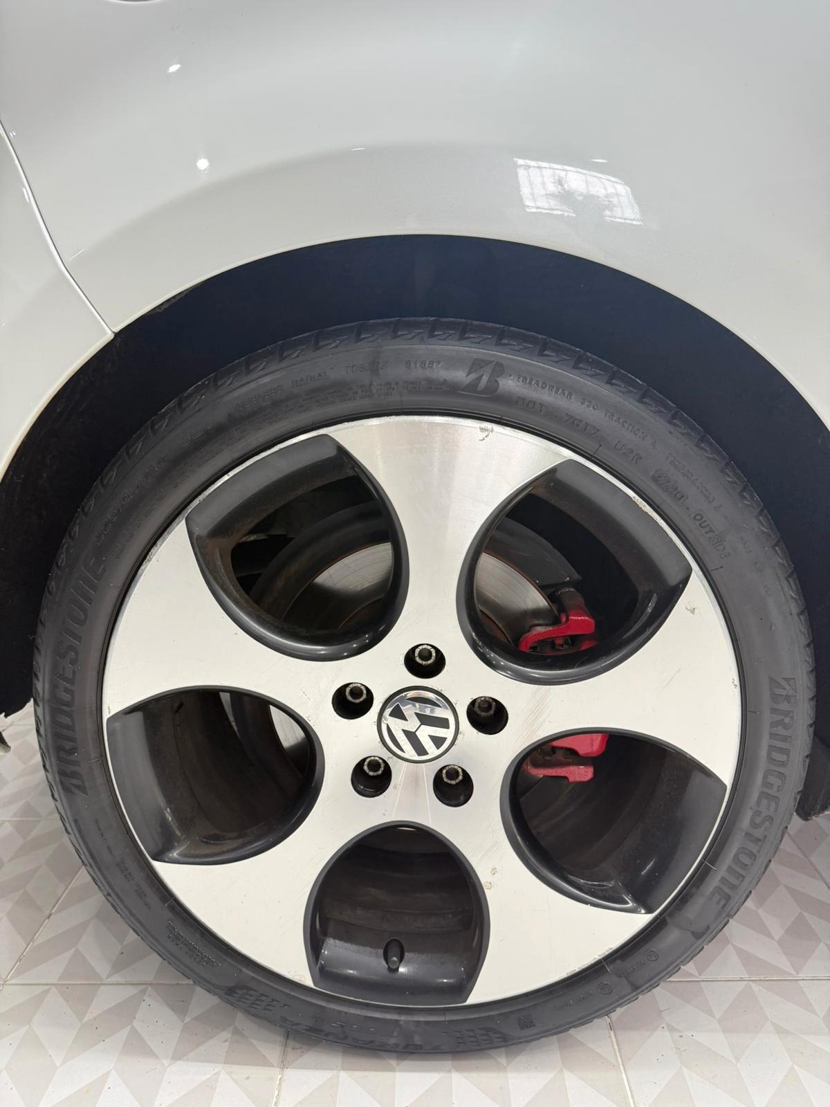 Volkswagen Golf GTI Golf 2.0 TSI DSG 3p. GTI