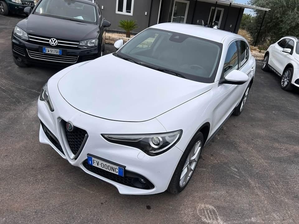 Alfa Romeo Stelvio 2.2 Turbodiesel 210 CV AT8 Q4 Executive