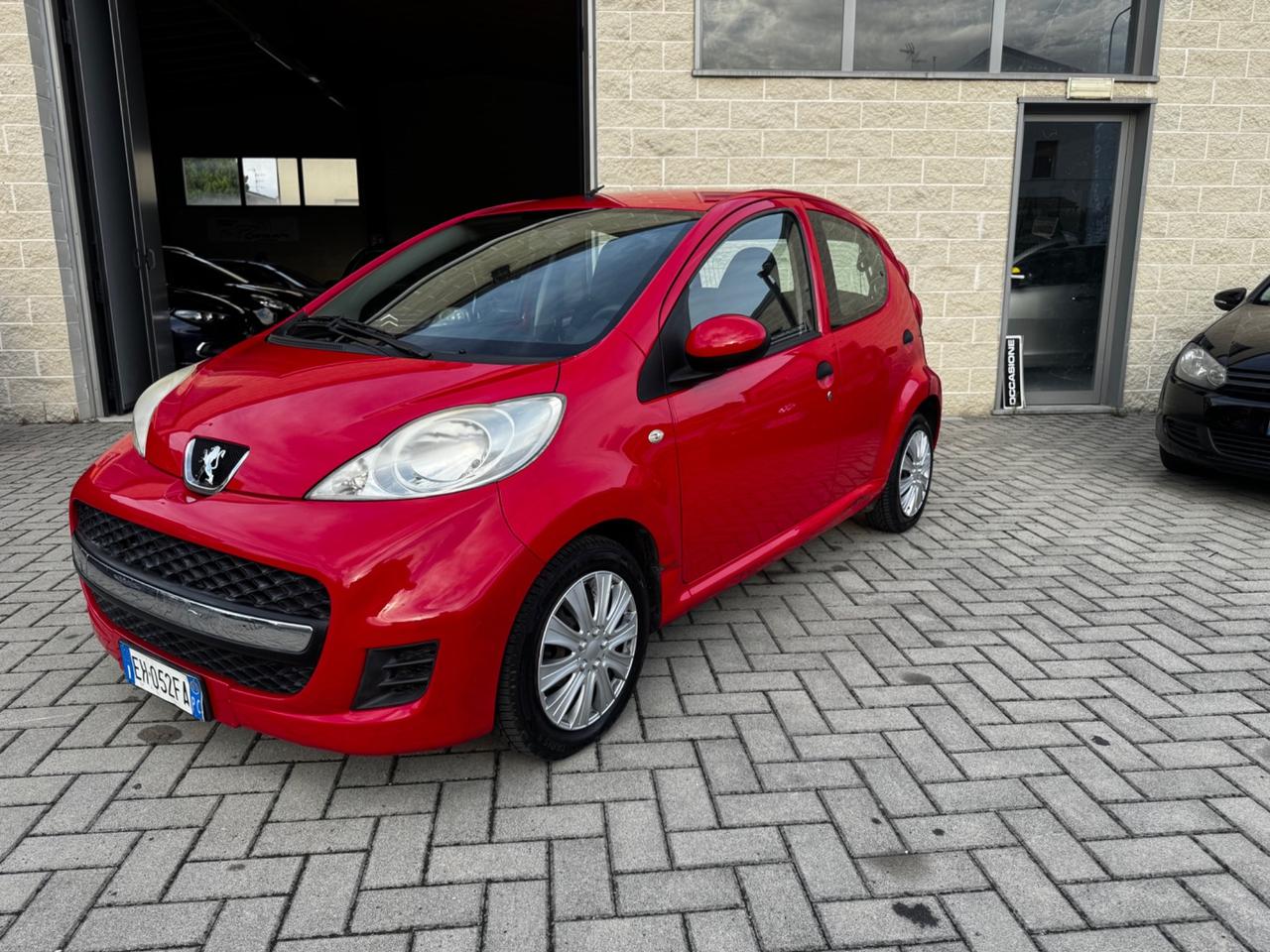 Peugeot 107 1.0 68CV 5p. Plaisir