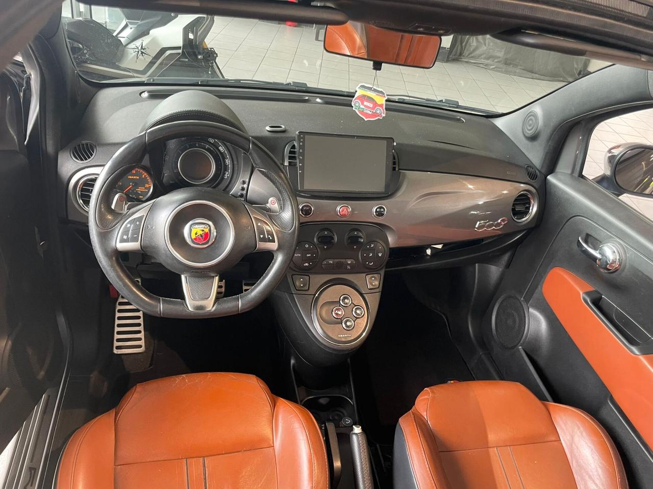 Abarth 500 C 1.4 Turbo T-Jet