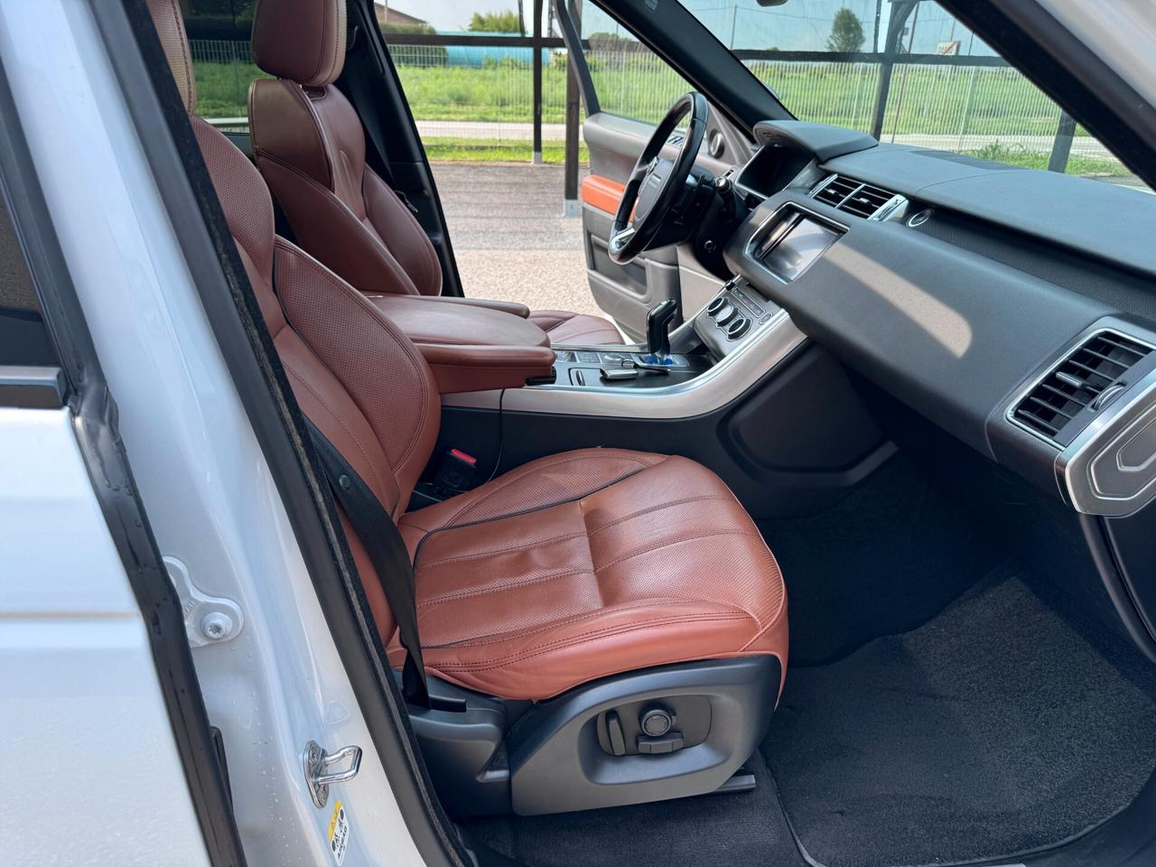 Land Rover Range Rover Sport 3.0 tdV6 250 CV HSE Dynamic auto FULL FULL
